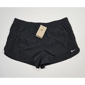 Nike Women's Black Mid-Rise Pull On Windrunner Shorts Size Large NWT
